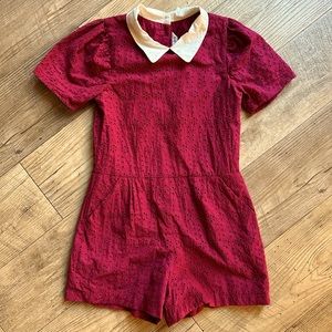 Eyelet festive Romper! ❤️🎄